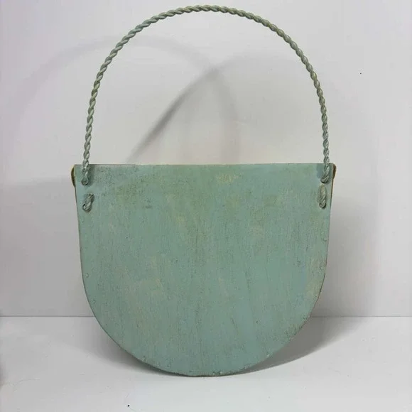 Set Of 3 Miniature Bisque Dolls In Shabby Chic Green Cream Tin Wall Pocket - Picture 10 of 10